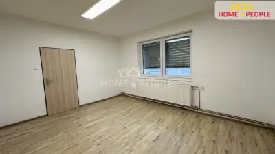 Pronájem komerčního prostoru, Kancelář, 18 m2
