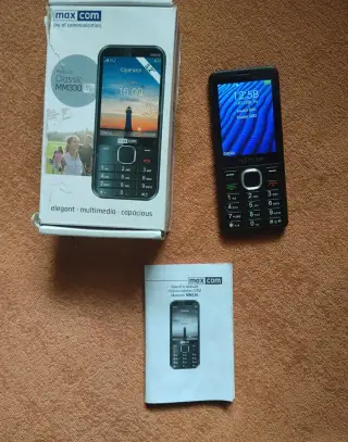 mobilní telefon MAXCOM MM330
