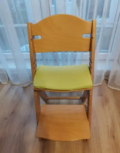 Rostoucí židle - Sedees