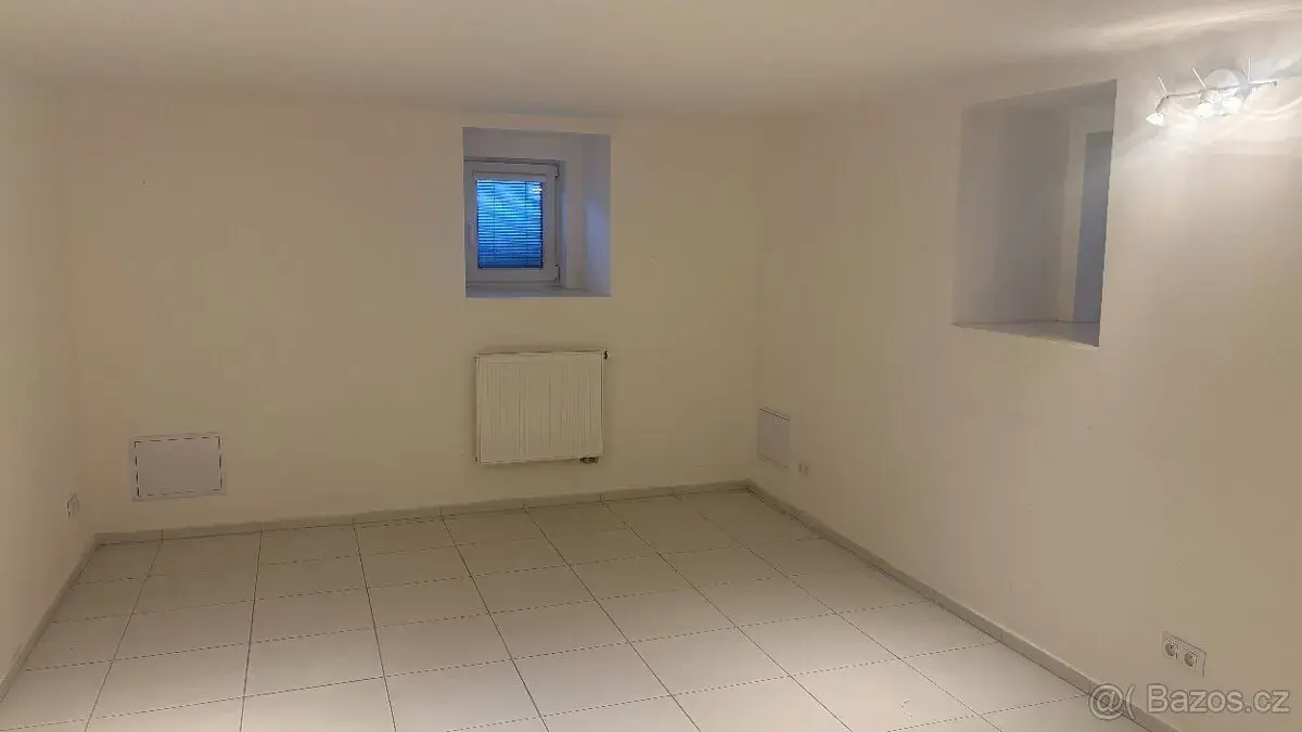 Pronájem nebytových prostor v Rakovníku.