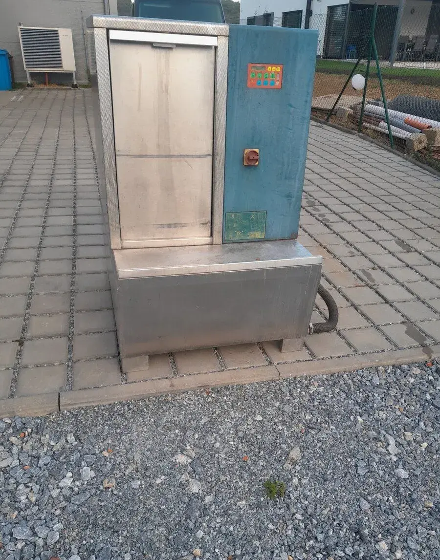Myčka kol pneuservis Drester 550