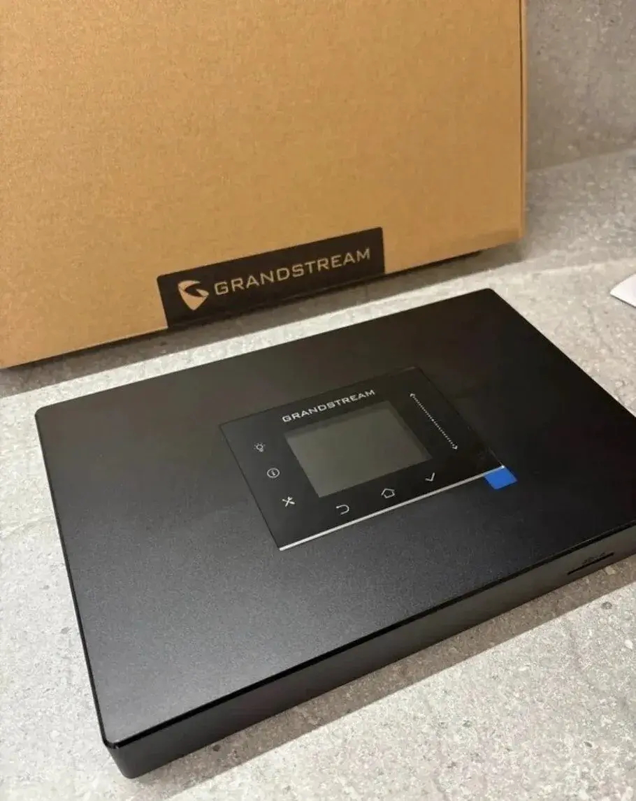Profesionální IP telefonní ústředna Grandstream UCM6300A