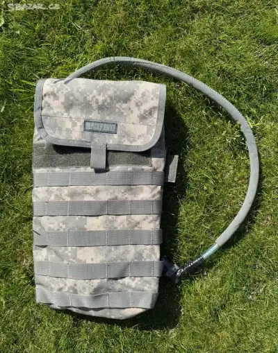 Hydratační systém BLACKHAWK 3 l UCP komplet