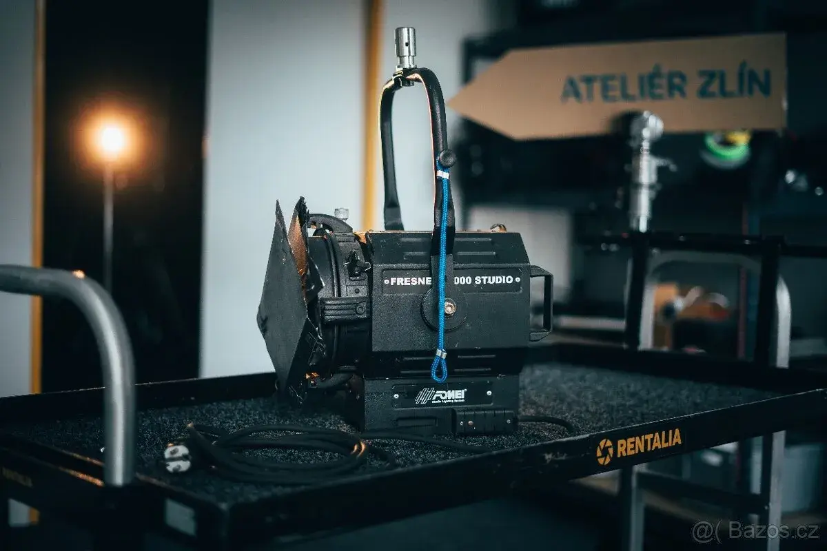 FOMEI Fresnel 1000 Studio (2ks)