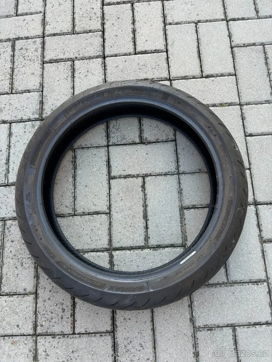 Pneumatika bridgestone sportovní