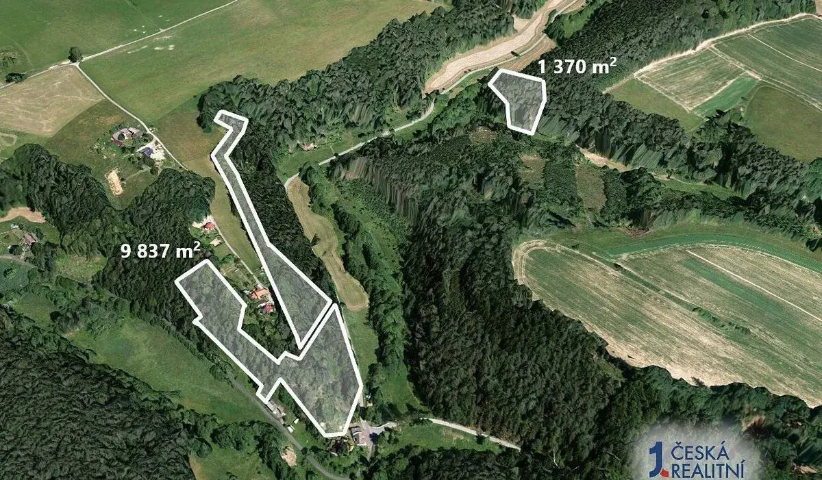Les 9 837 m², Podíl 33 % o výměře 3 279 m²