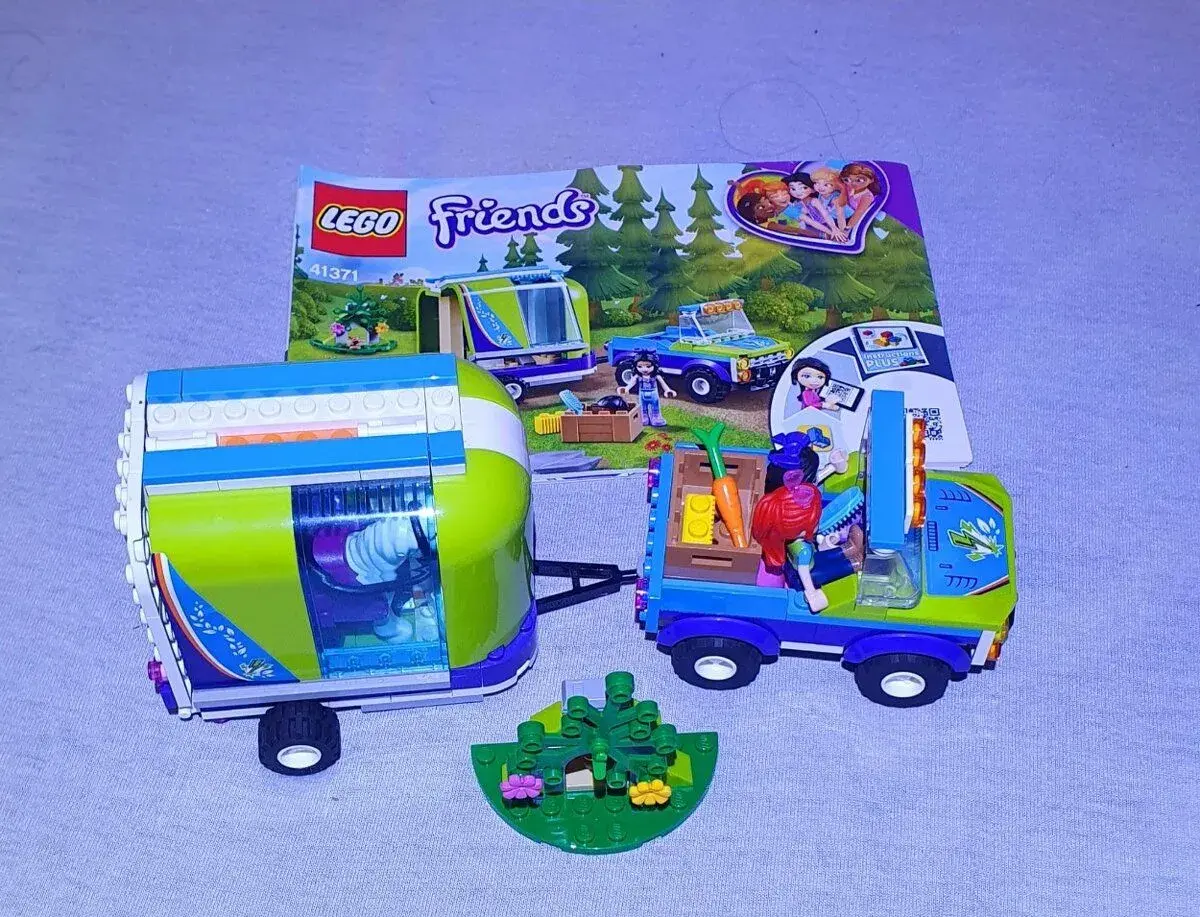 Mia a přívěs pro koně - 41371