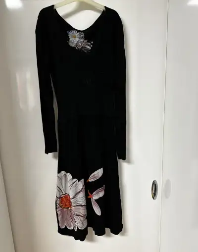 Desigual pružné šaty, vel S
