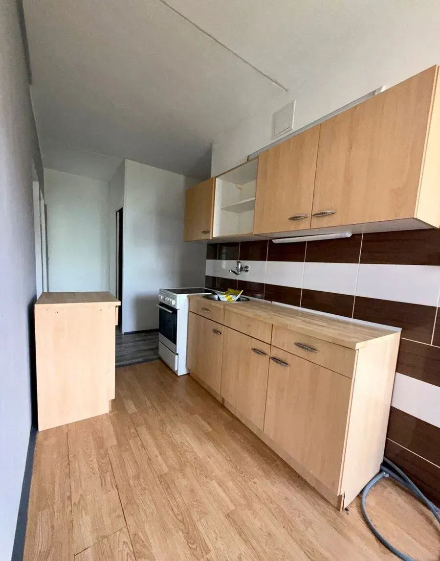 Pronájem bytu 3+1 60 m² Kamenná, Chomutov
