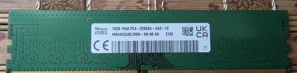 SK hynix 16GB DDR4 3200 MHz (do stolního PC)