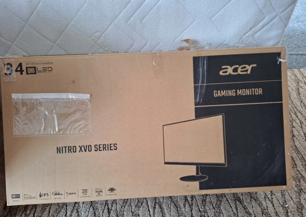 Acer predator 34"