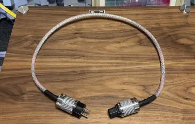 Nordost Valhalla 1 - referenční napájecí kabel C15 NCF 1 m
