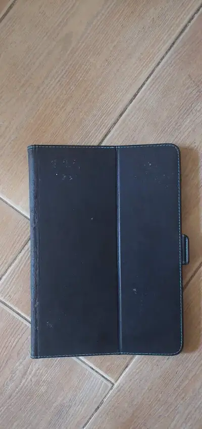 Pouzdro na tablet