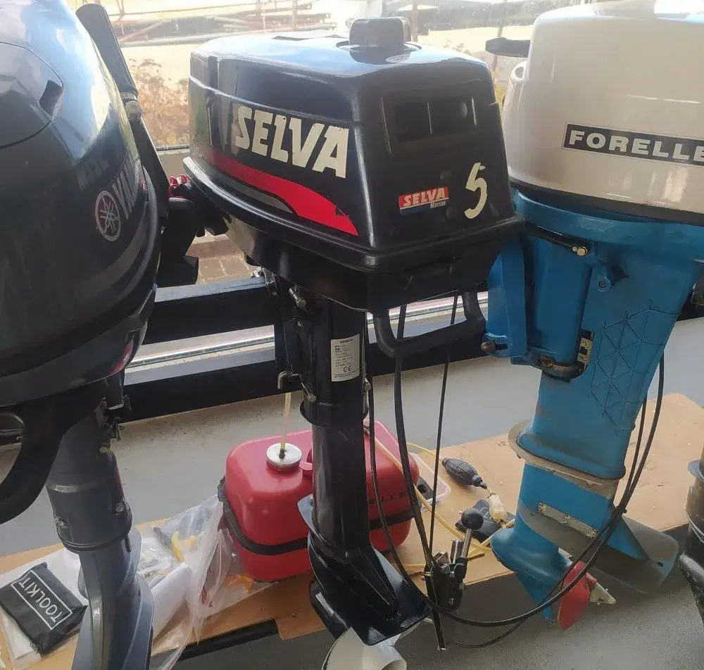 Lodní motor SELVA Capri 6 HP (5 na krytu)