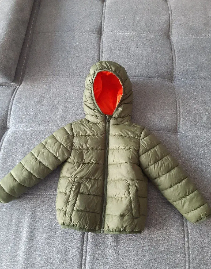 Prošívaná bunda s kapucí vel. 98