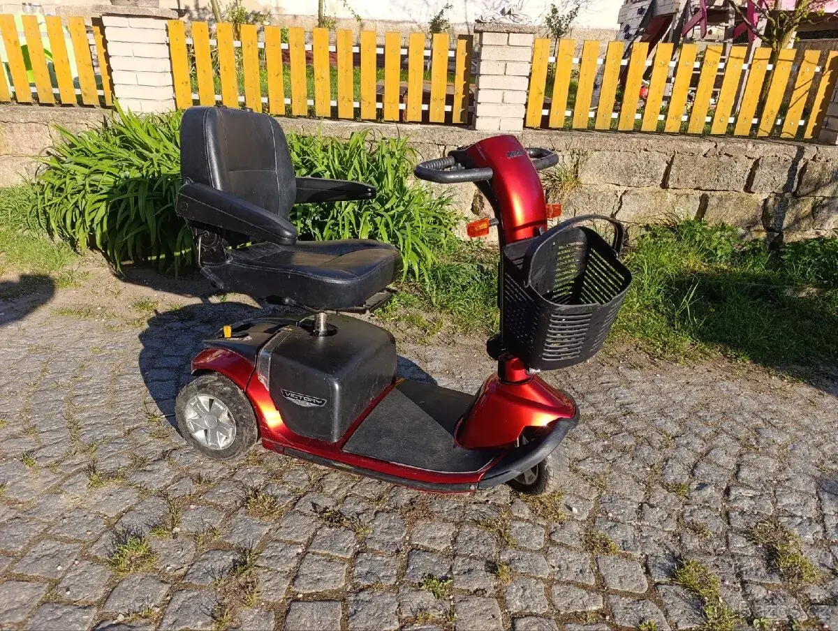 Elektrický invalidní vozík