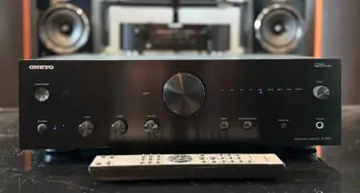 Onkyo A-9150 stereo zesilovač s DO