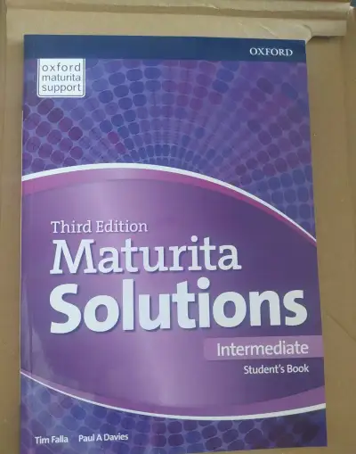 Maturita Solutions Intermediate učebnice 3. vydání NOVÁ