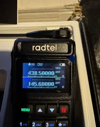 Radtel RT-730 – NOVÁ, originální balení
