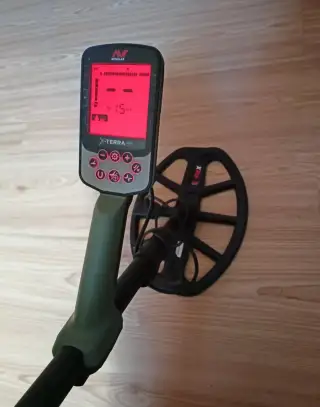 Detektor kovů minelab x Terra pro