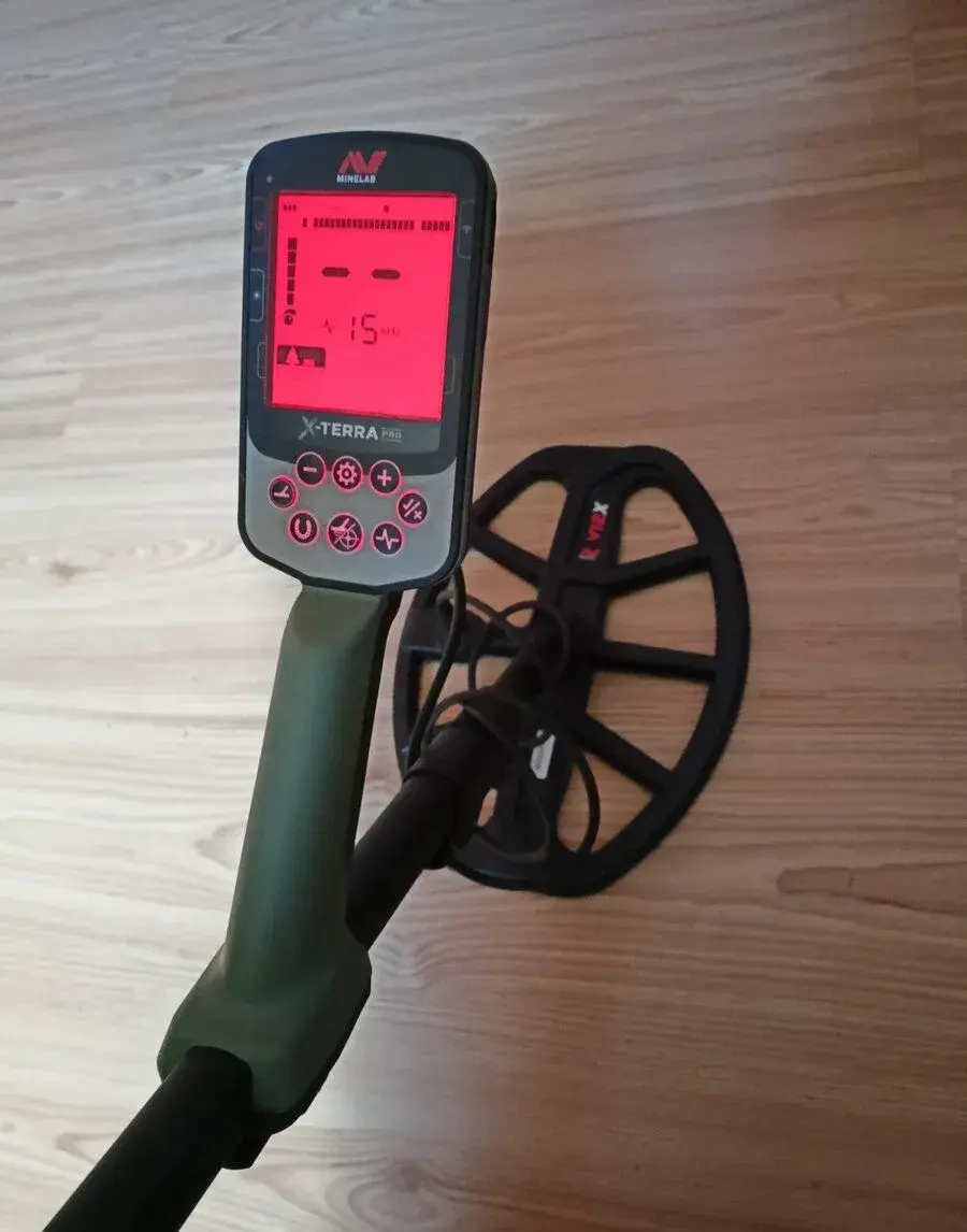 Detektor kovů minelab x Terra pro
