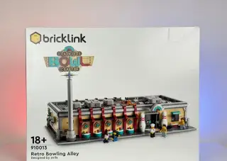 LEGO BrickLink 910013 - Retro Bowling Alley
