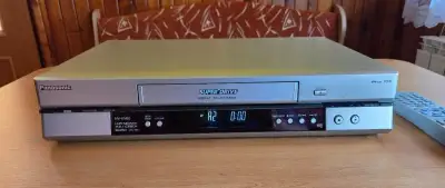 Videorekordér Panasonic NV-HV60
