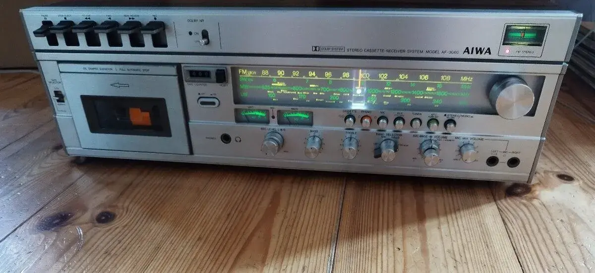 Hi-Fi hudební systém AIWA AF-3060 - Made in Japan, 1976