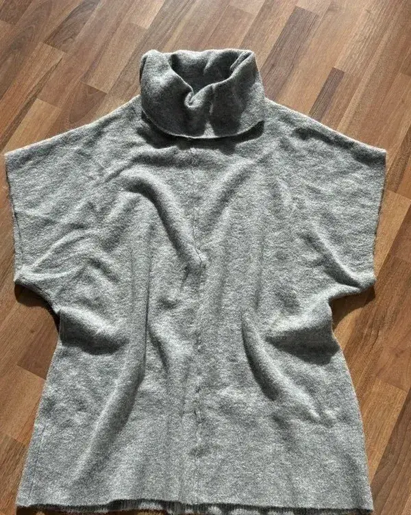 Delší svetr / vesta vel. XL/XXL