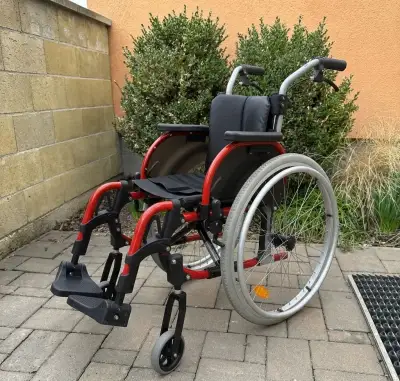 Dětský invalidní vozík Otto Bock Junior