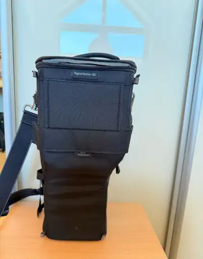 Think Tank Digital Holster 150