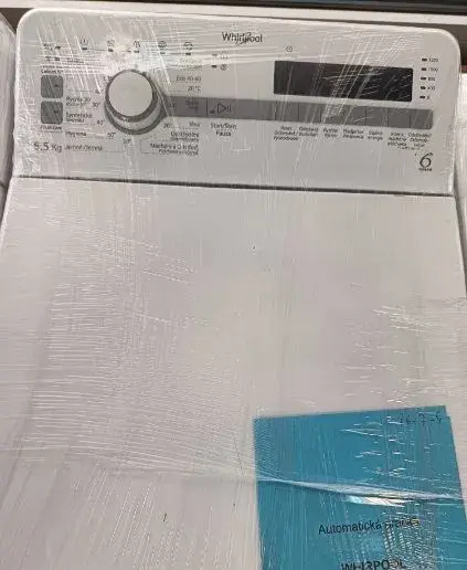 vrchem plněná pračka Whirlpool