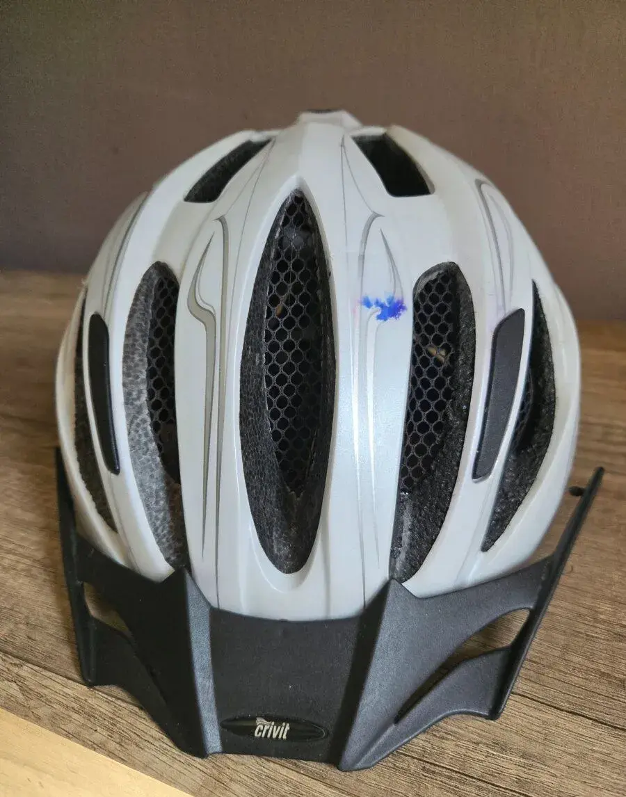 CYKLISTICKÁ HELMA CRIVIT