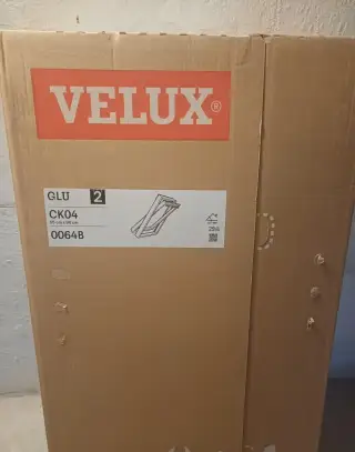 Okno Velux GLU 0064 B CK 04 s lemováním nové