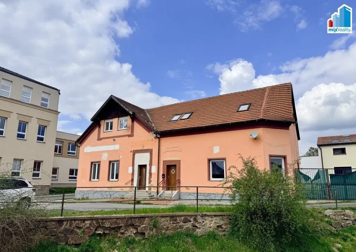 Prodej nájemního domu, centrum obce Heřmanova Huť