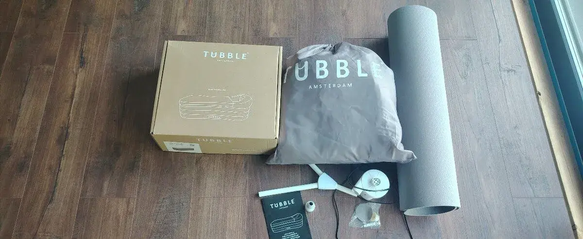 Tubble Royale Amsterdam – nafukovací vana + Mat Royale