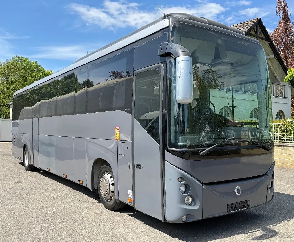 Zájezdový vysoký Irisbus Evadys HD