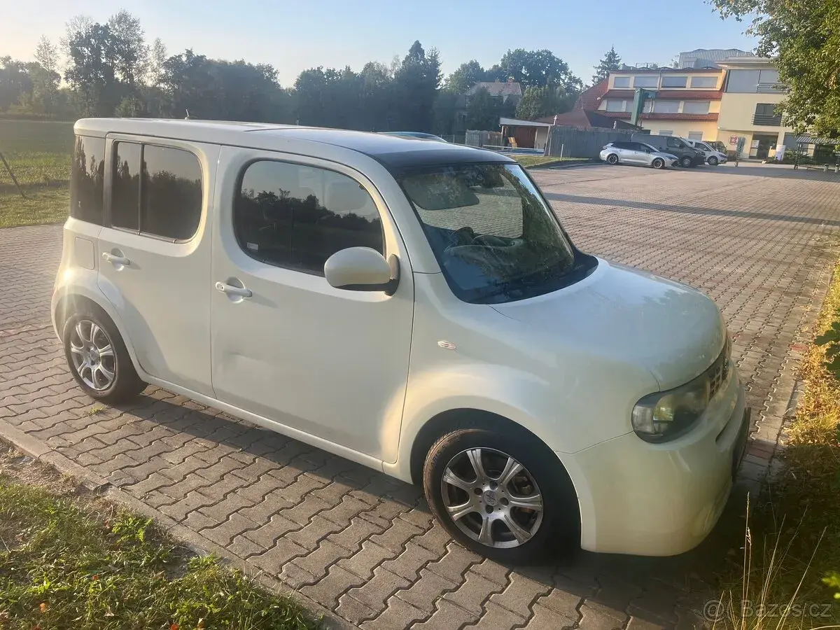 Nissan Cube – 273 000 km