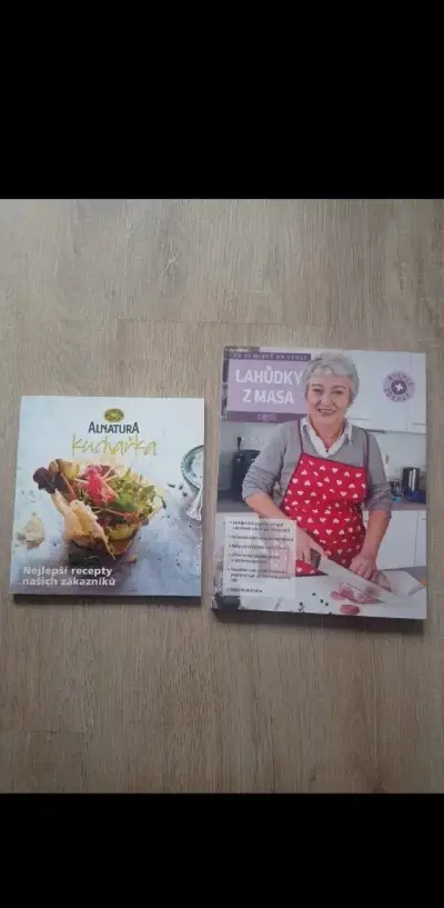 2 kuchařky Alnatura a Lahůdky z masa