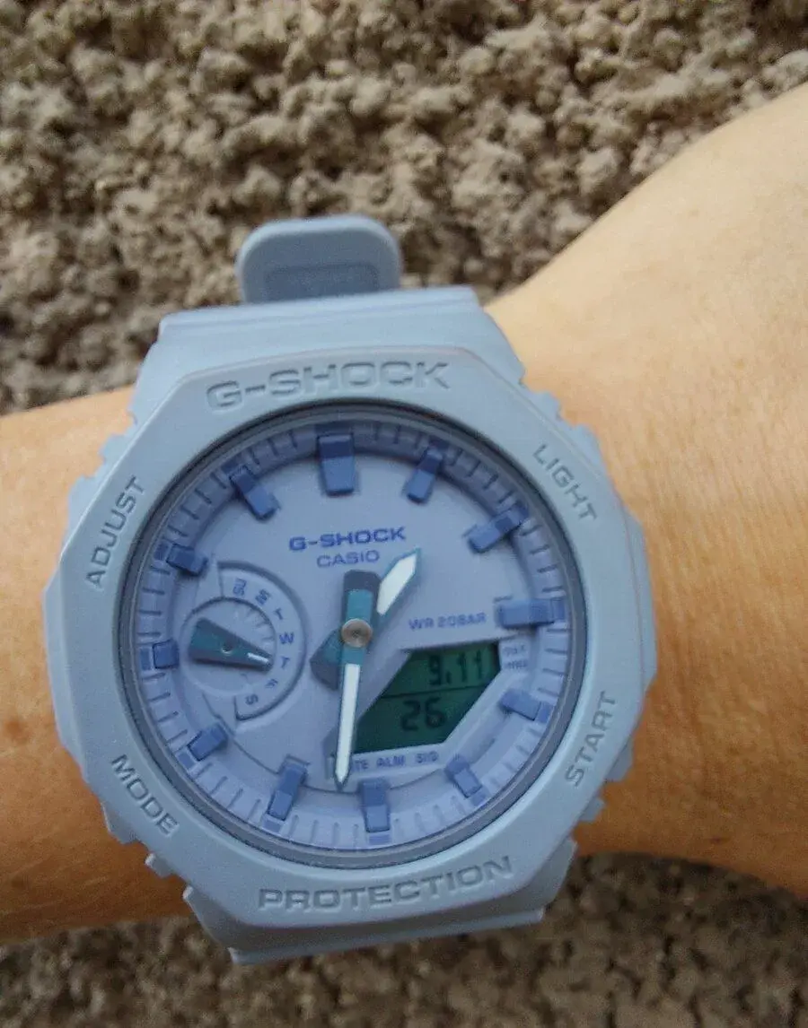 Dámské hodinky Casio G-Shock GMA-S2100S