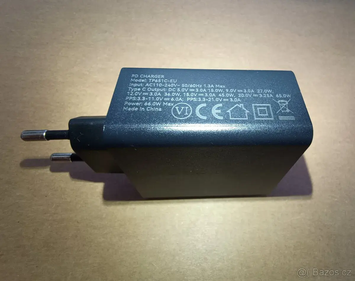 65W PD USB-C nabíječka a 2m USB-C kabel