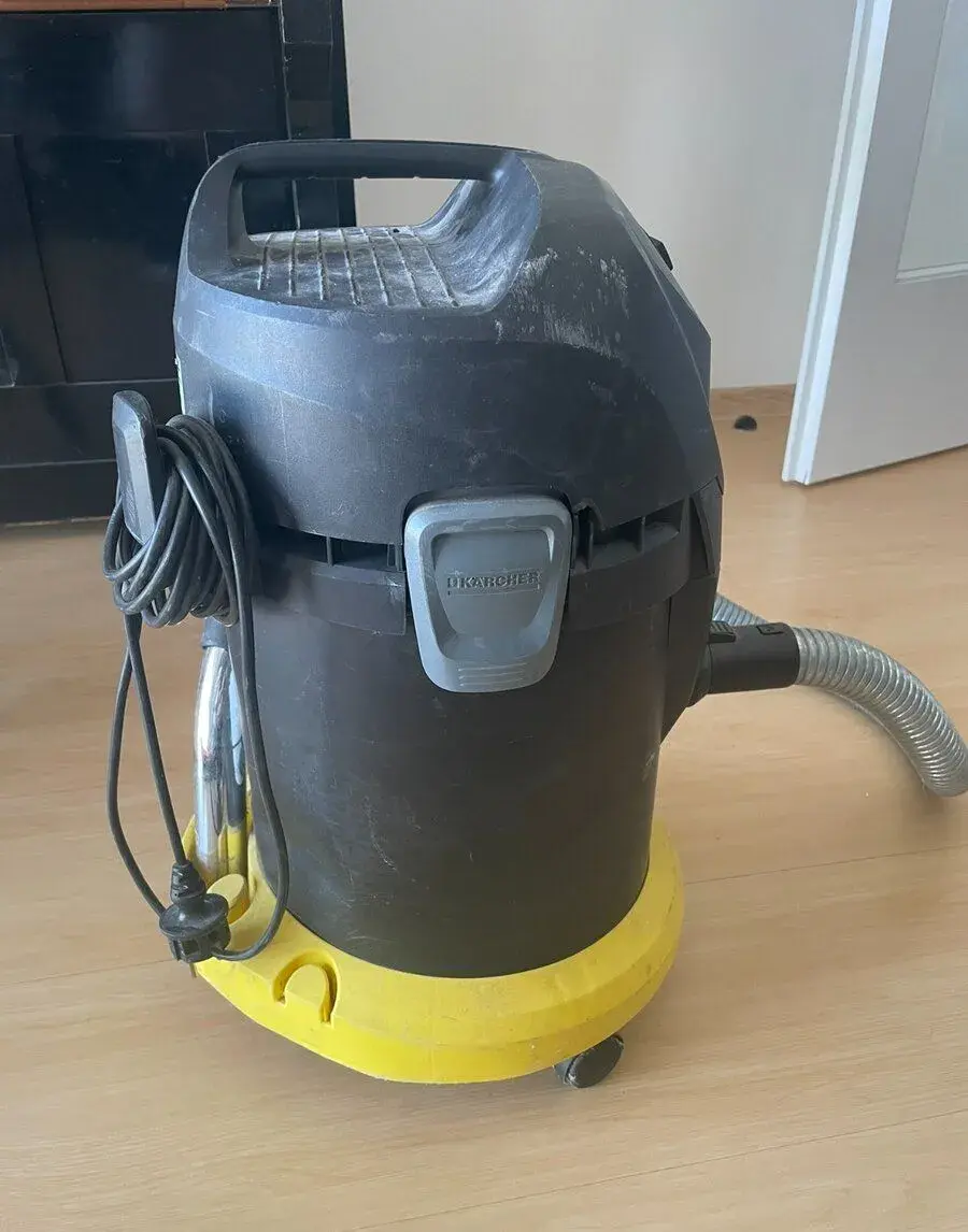 Karcher vysavač popela ke krbu