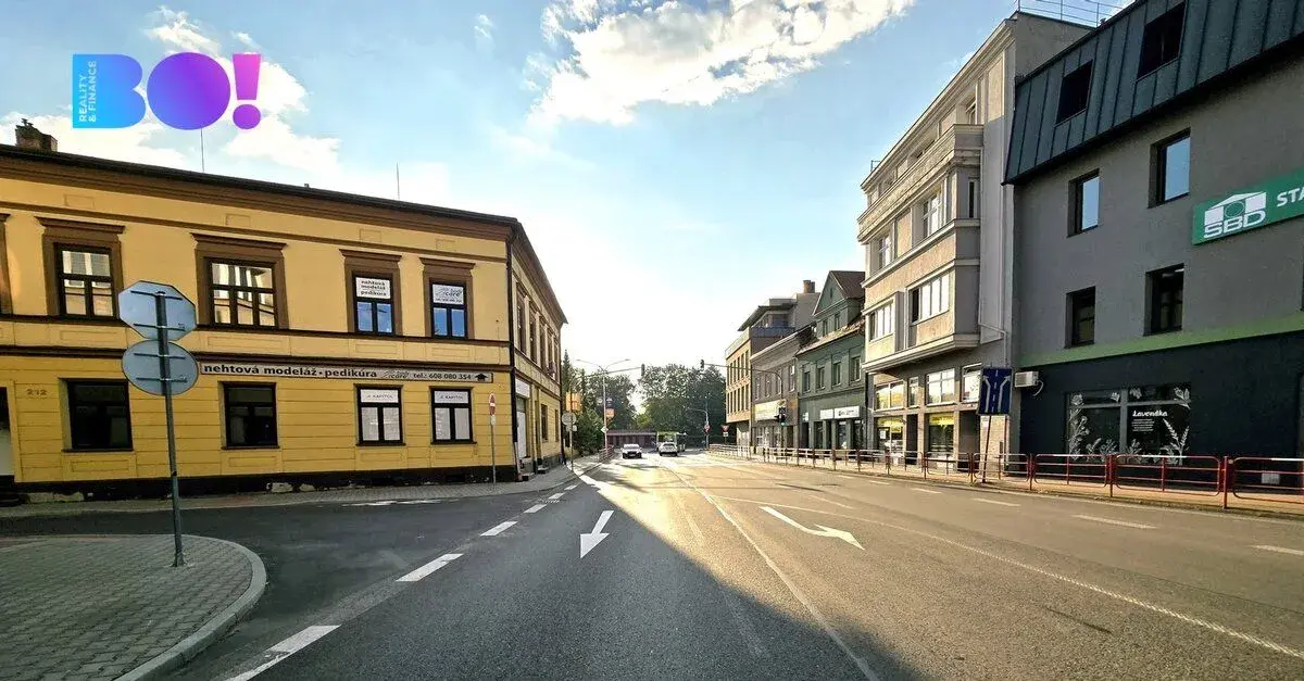 Pronájem kanceláře, 32 m² včetně parkovacího místa – Třinec,