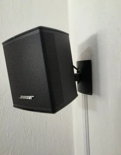 Bose Surround Speakers – zadní reproduktory
