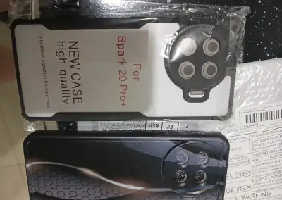 Pouzdro na mobilní telefon techno spark 20 pro +