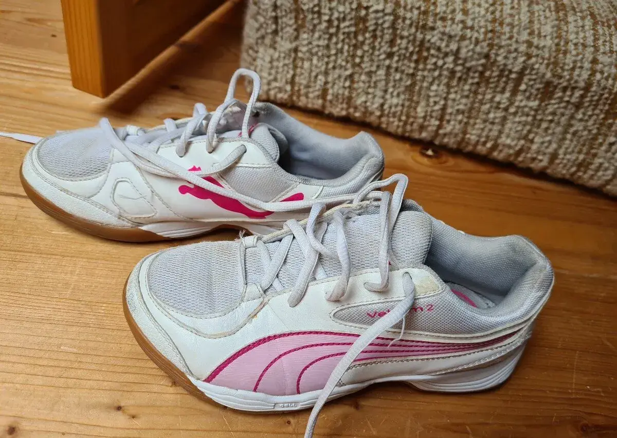 Sálové boty Puma dívčí vel. 34