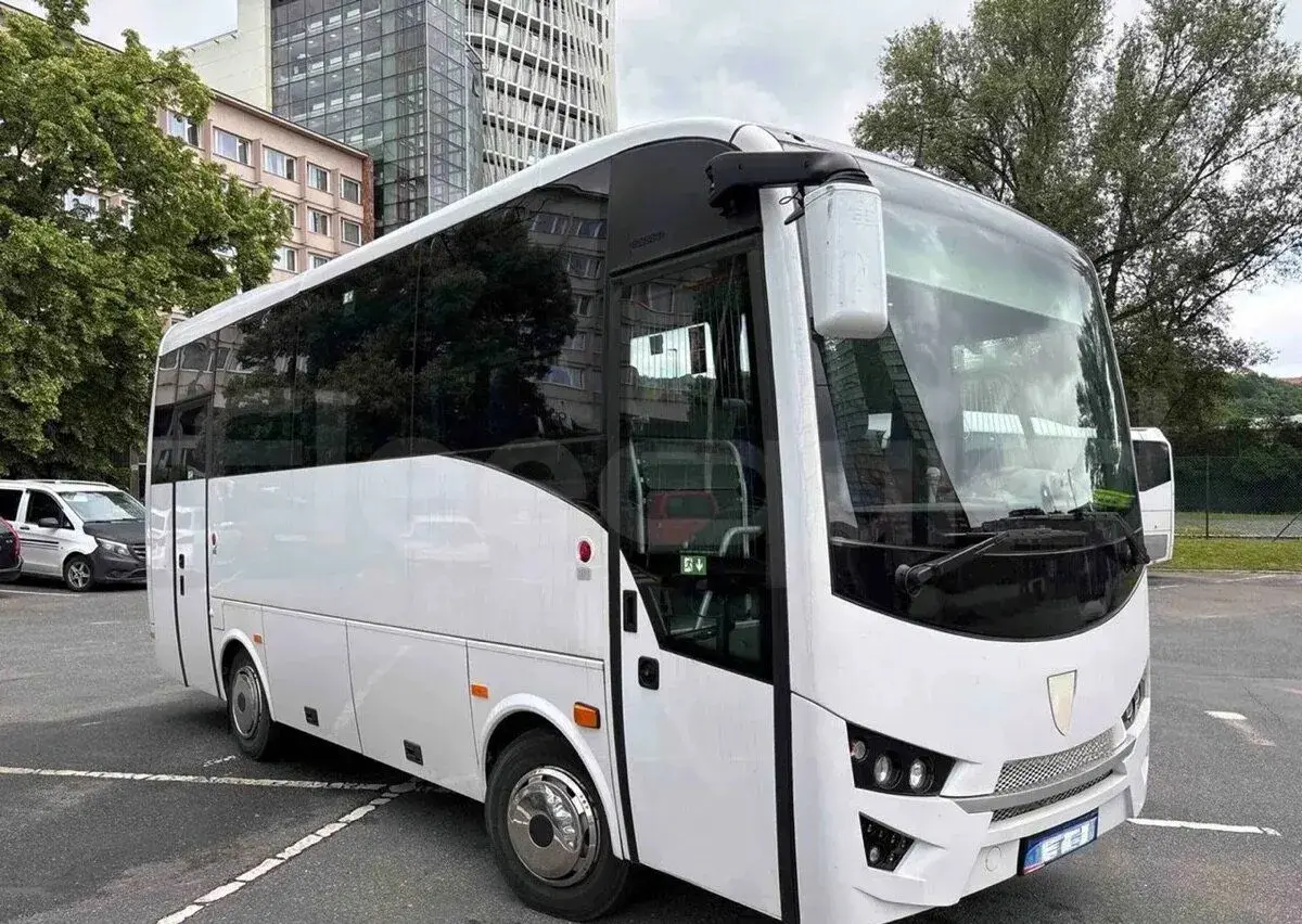 Isuzu Novo – 29 000 km