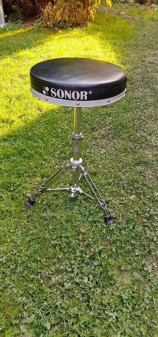Stolička Sonor
