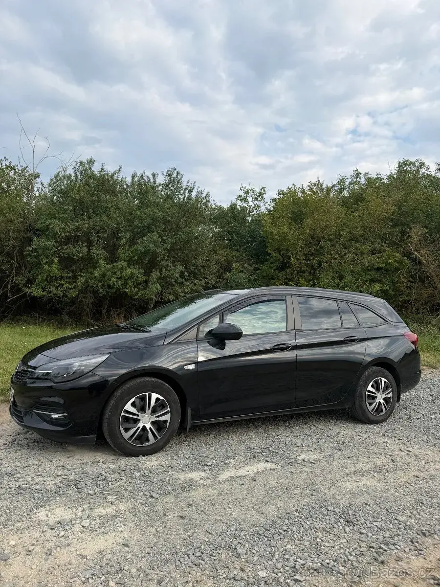 Opel Astra – 2021