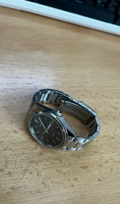 Hodinky Casio černé
